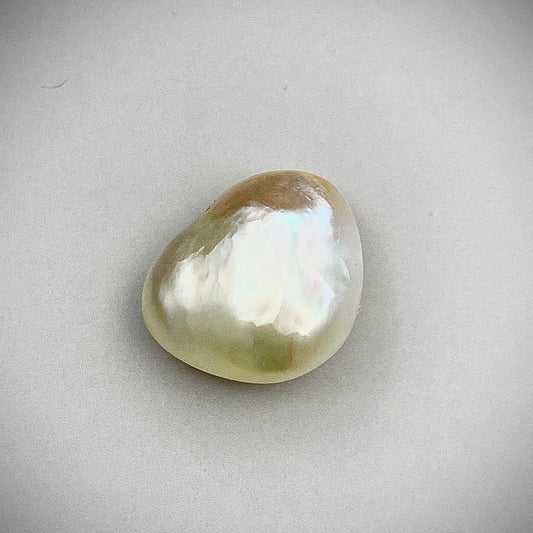 Natural Keshi Pearl – 12.33 Carats | Unique Irregular Shaped Pearl | Astrogems India | SKU: LSOOAH5KP0ASG0001