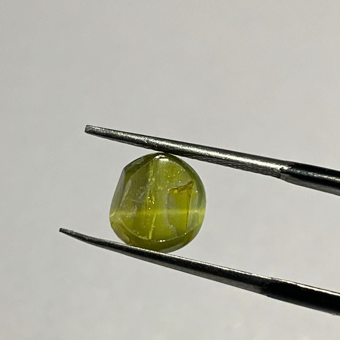 Natural Sillimanite – 2.89 Carat | Astrogems India