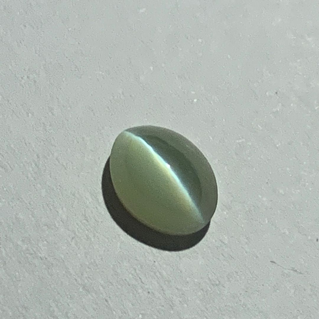 Natural Cat's Eye Chrysoberyl – 2.28 Carat (Certified) | Astrogems India