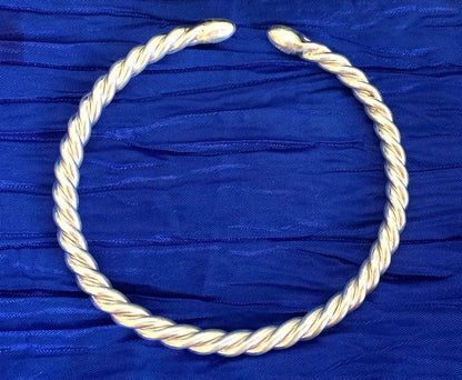 Well-crafted 999 Silver Hand Kada